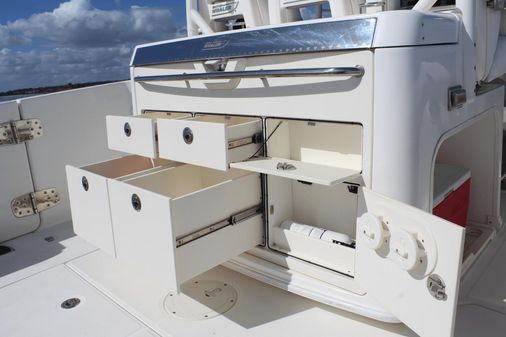 Boston Whaler 350 Outrage image