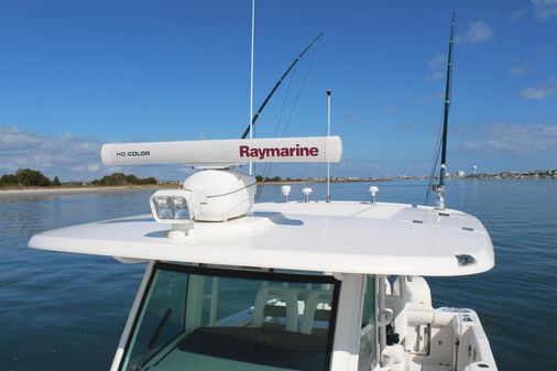 Boston Whaler 350 Outrage image