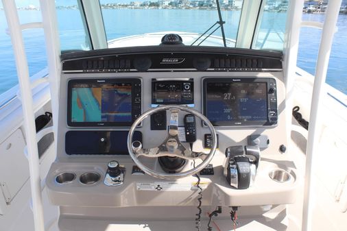 Boston Whaler 350 Outrage image