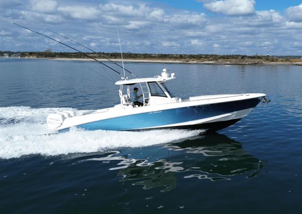 Boston Whaler 350 Outrage image