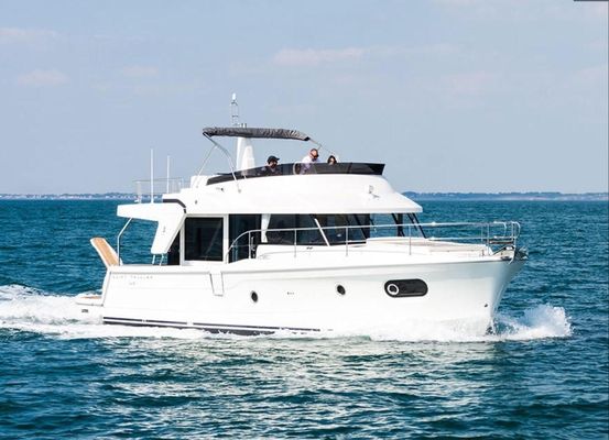 Beneteau-america SWIFT-TRAWLER-47 - main image