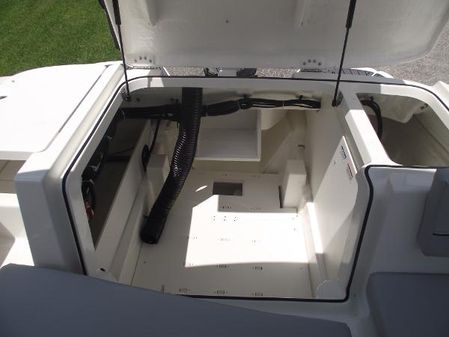 Bayliner VR5-OB image
