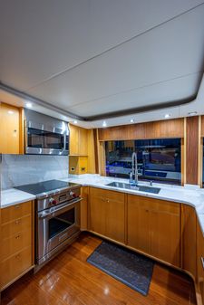 Crescent - Westport Pilothouse image