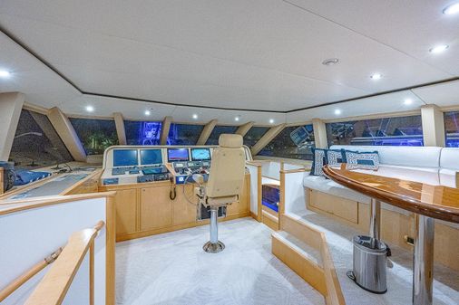 Crescent - Westport Pilothouse image