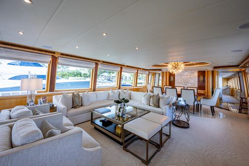 Crescent - Westport Pilothouse image