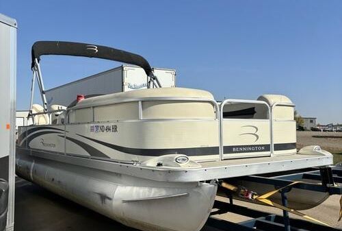 Bennington 2075GSi