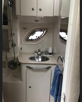 Sea Ray 330 Sundancer image