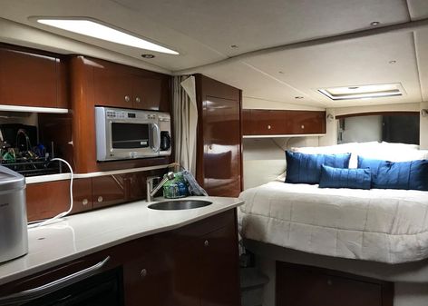 Sea Ray 330 Sundancer image