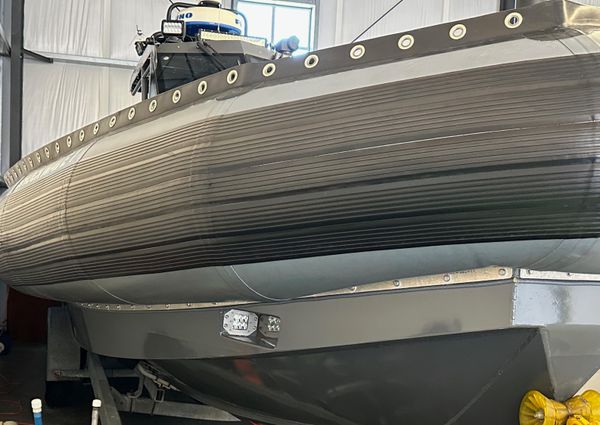 Titan ICE 3 Center Console image