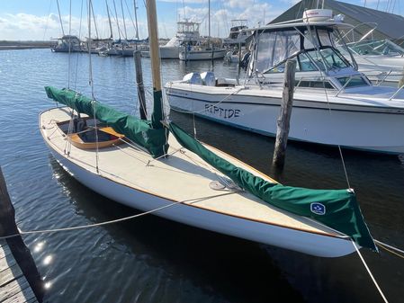 Herreshoff Buzzards Bay 15 Centerboard image