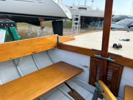 Herreshoff Buzzards Bay 15 Centerboard image