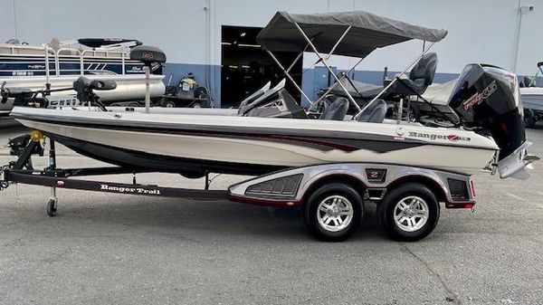 Ranger Z518L Touring w/ Dual Pro Charger