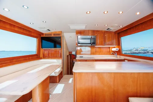 Hatteras 50 Convertible image