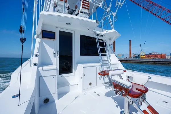 Hatteras 50-CONVERTIBLE image