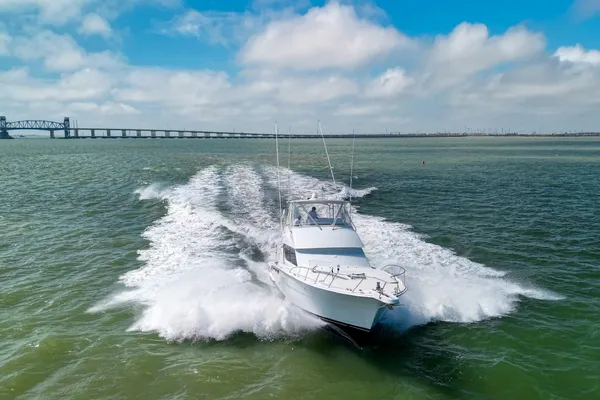 Hatteras 50-CONVERTIBLE image