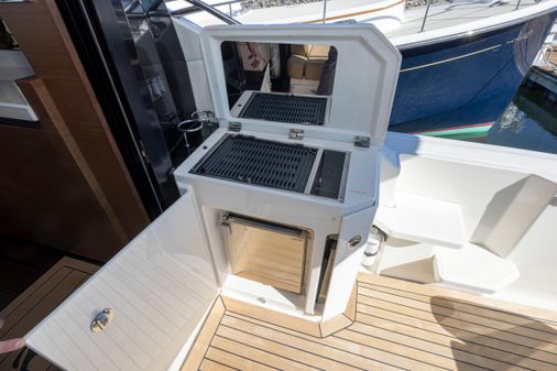 Sea Ray 510 Sundancer image