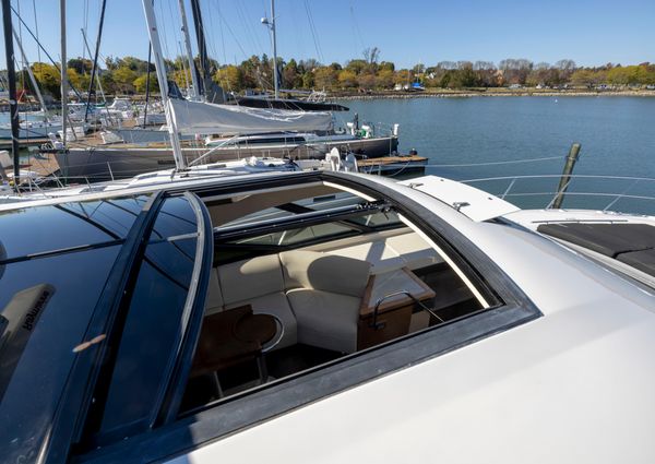 Sea Ray 510 Sundancer image