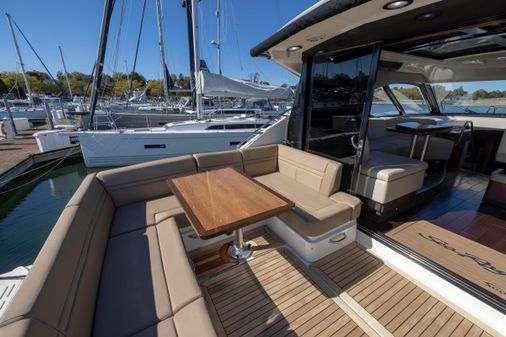 Sea Ray 510 Sundancer image