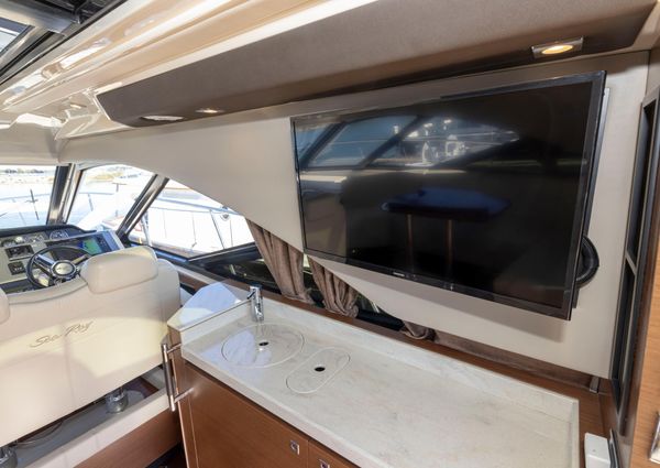 Sea Ray 510 Sundancer image