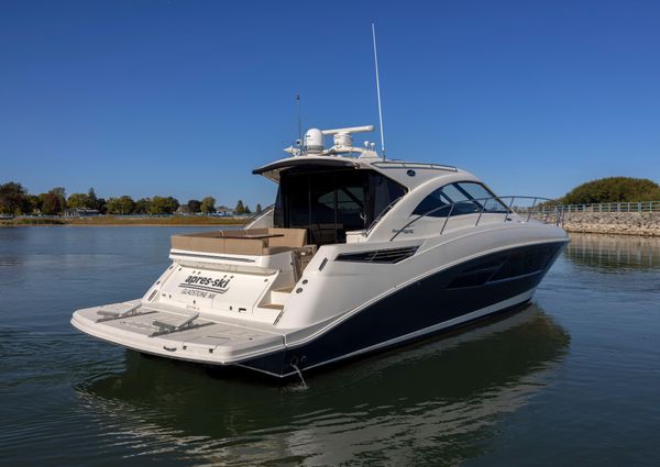 Sea Ray 510 Sundancer image