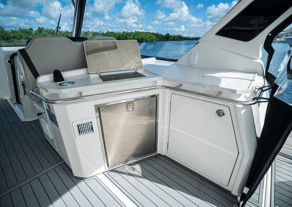 Aquila 36 image