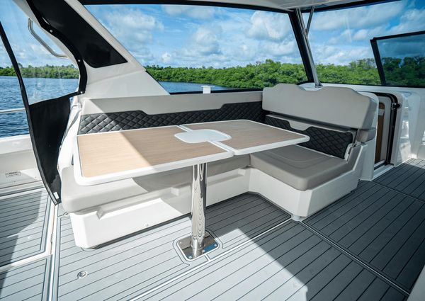 Aquila 36 image