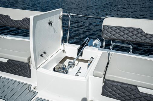 Aquila 36 image