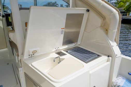 Pursuit DC 326 Dual Console image