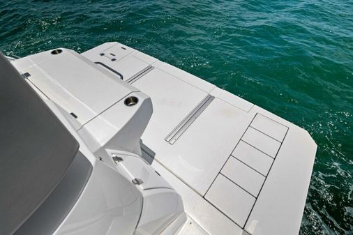 Cruisers Yachts 50 Cantius image