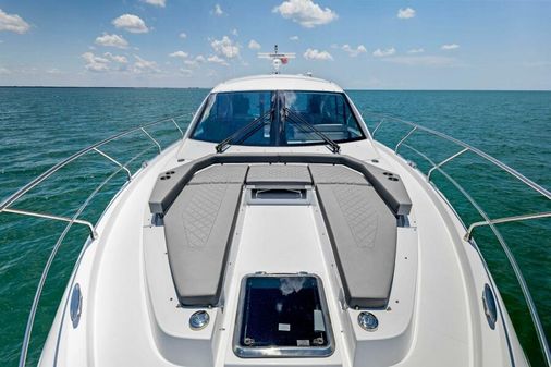 Cruisers Yachts 50 Cantius image