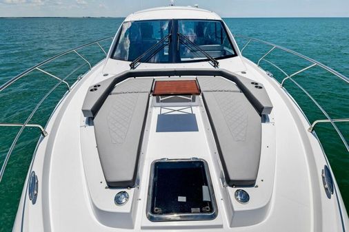 Cruisers Yachts 50 Cantius image