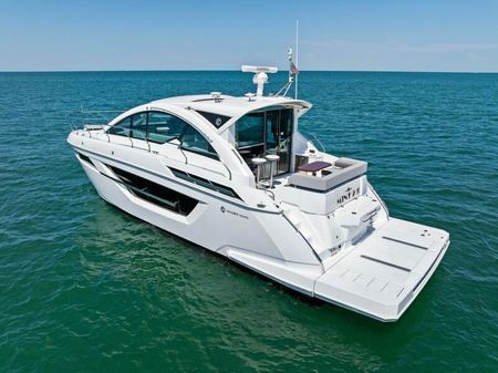 Cruisers Yachts 50 Cantius image