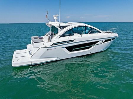 Cruisers Yachts 50 Cantius image