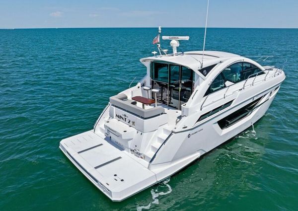 Cruisers Yachts 50 Cantius image