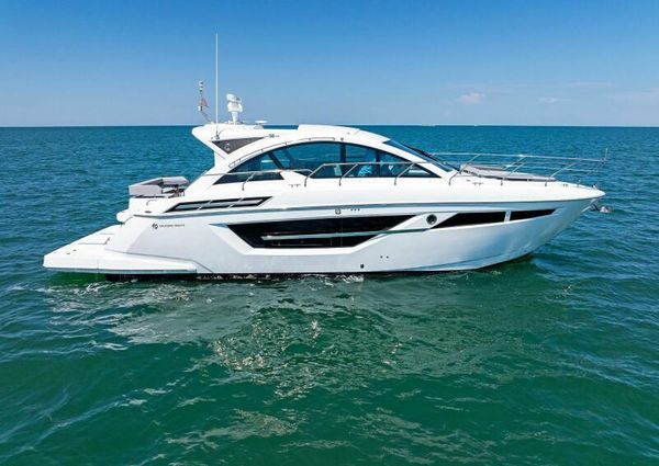 Cruisers Yachts 50 Cantius image