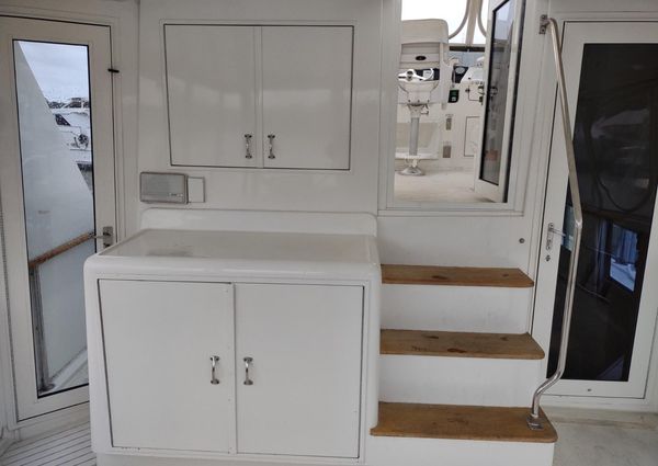 Hatteras 50' Sport Deck image