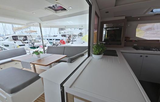 Fountaine Pajot Saona 47 image