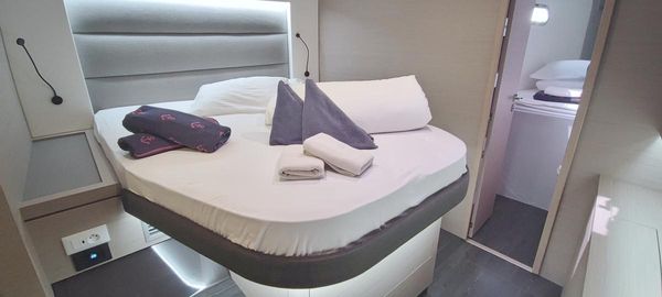 Fountaine Pajot Saona 47 image