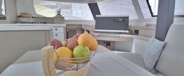 Fountaine Pajot Saona 47 image