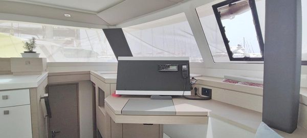 Fountaine Pajot Saona 47 image