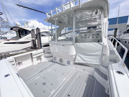 Intrepid 475-SPORT-YACHT image