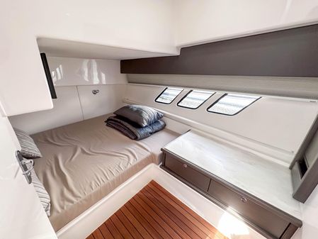 Intrepid 475-SPORT-YACHT image