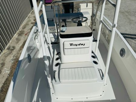 Bayliner TROPHY-T18 image