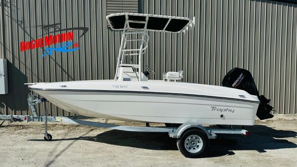 Bayliner Trophy T18 