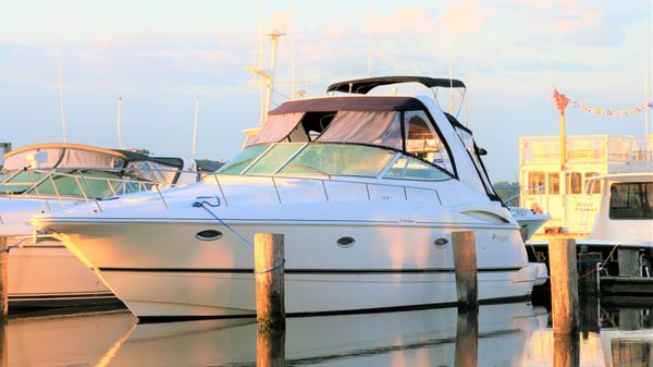 Cruisers 3672 