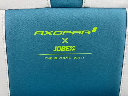 Axopar X Jobe The Revolve XXII image