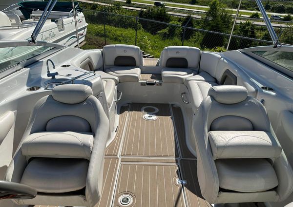 Crownline 270-BR image