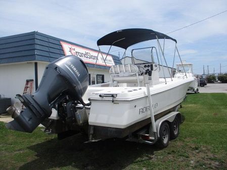 Robalo 226-CAYMAN image