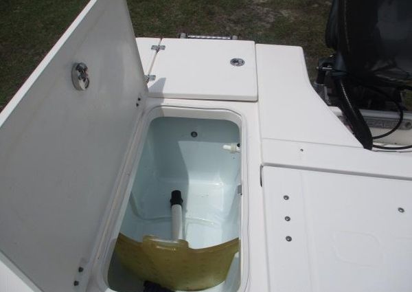 Robalo 226-CAYMAN image