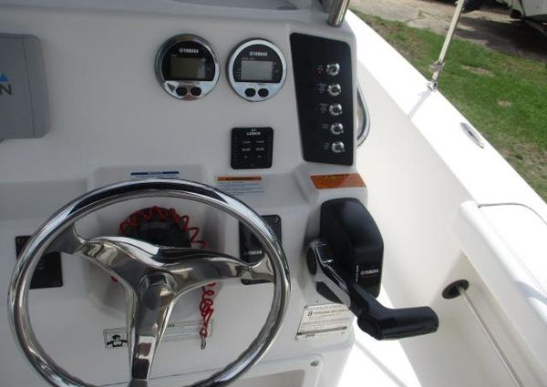 Robalo 226-CAYMAN image